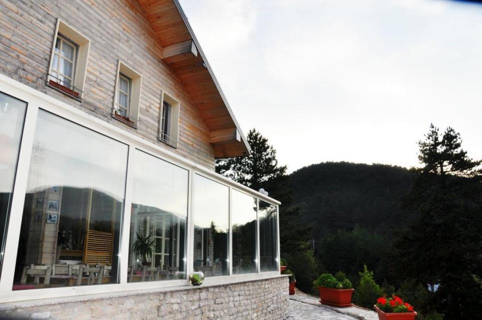 Hotel Snjezna Kuca - Nature Park Of Bosnia Herzegovina Padezina 外观 照片
