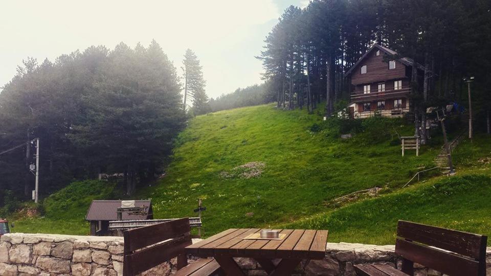 Hotel Snjezna Kuca - Nature Park Of Bosnia Herzegovina Padezina 外观 照片