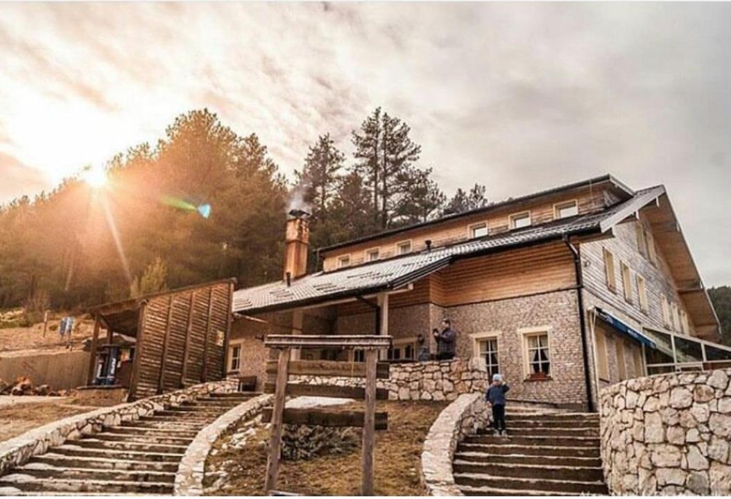 Hotel Snjezna Kuca - Nature Park Of Bosnia Herzegovina Padezina 外观 照片
