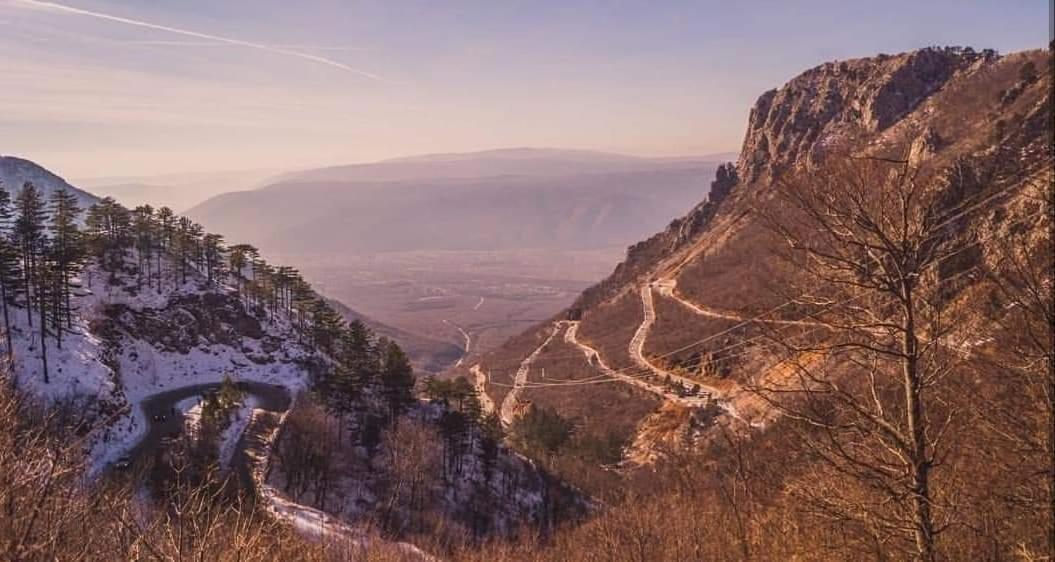 Hotel Snjezna Kuca - Nature Park Of Bosnia Herzegovina Padezina 外观 照片